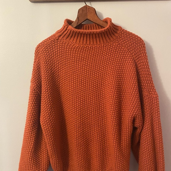 Gorgeous Boutique Sweater for Fall 🍁 - Picture 5 of 8